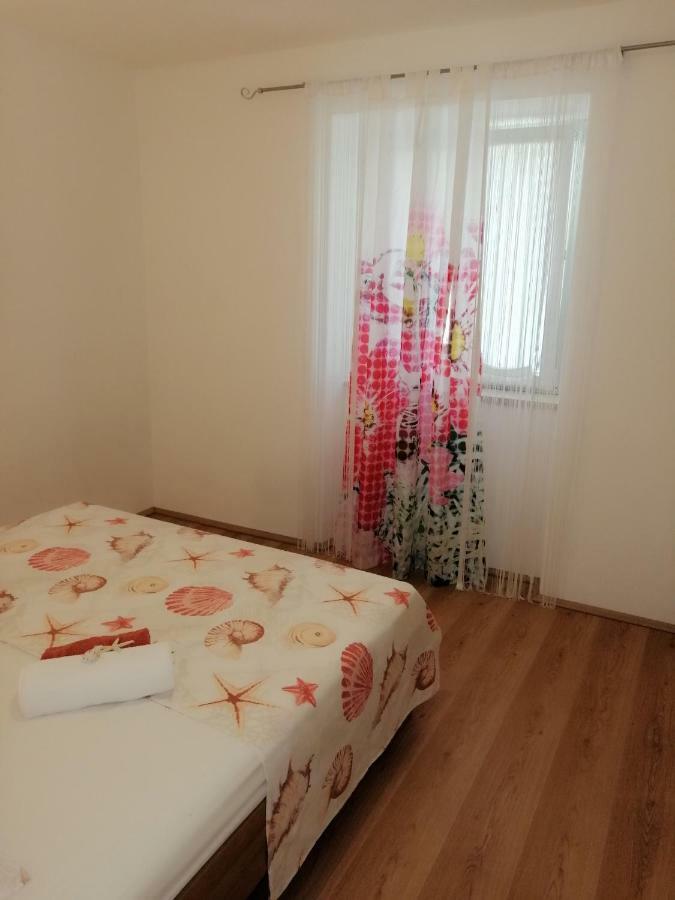 Apartments Martina 班约勒 外观 照片